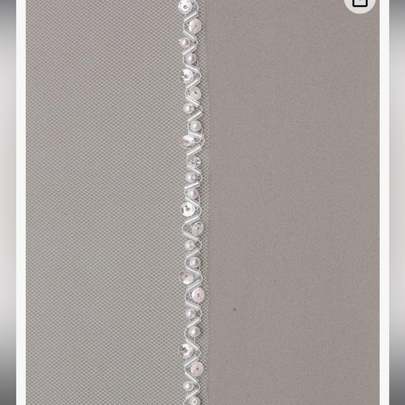 Bridal veil - Picture 5 of 5